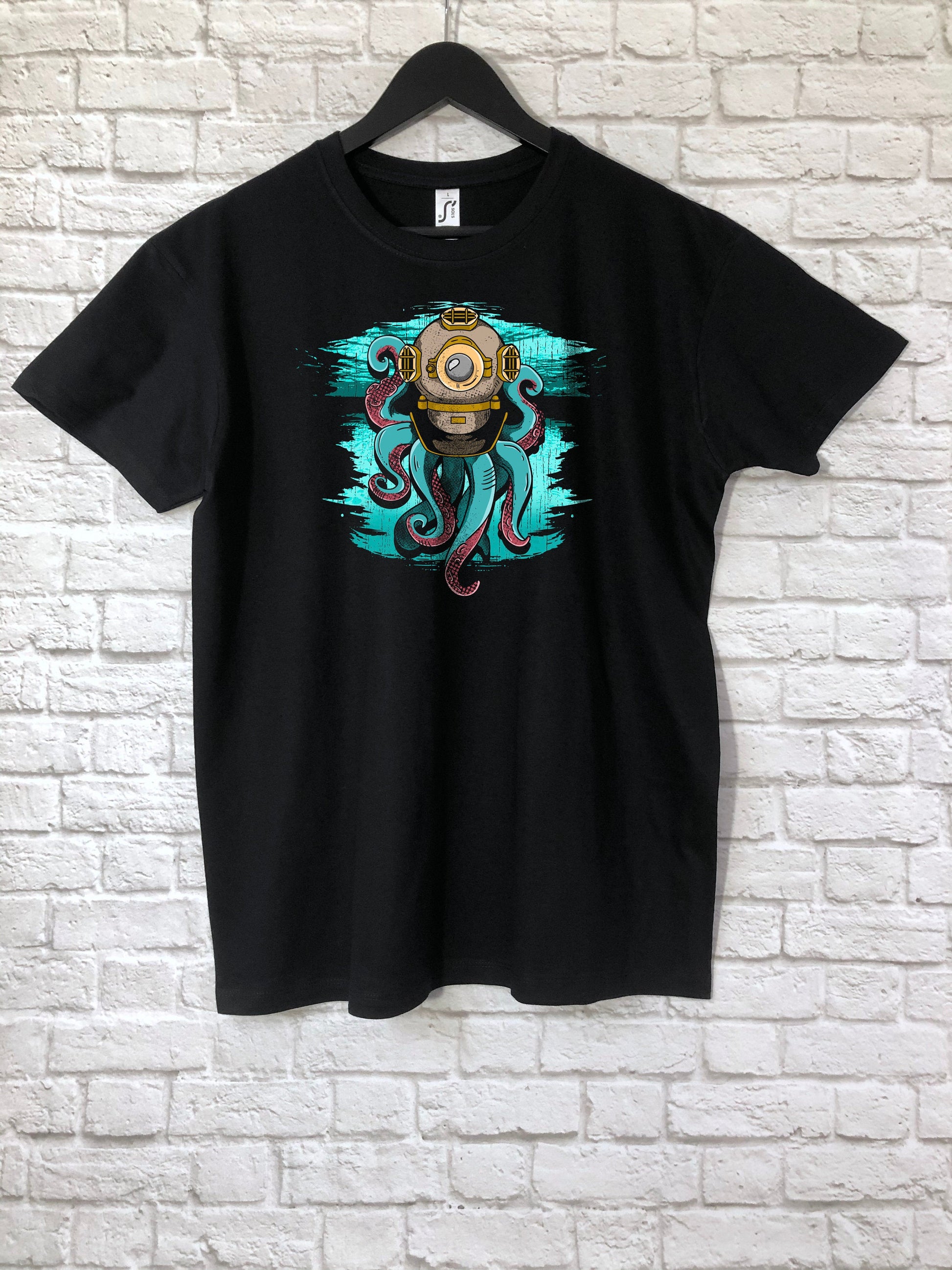 Steampunk Octopus T-Shirt, Kraken Scuba Diver Gift Tee Shirt Top
