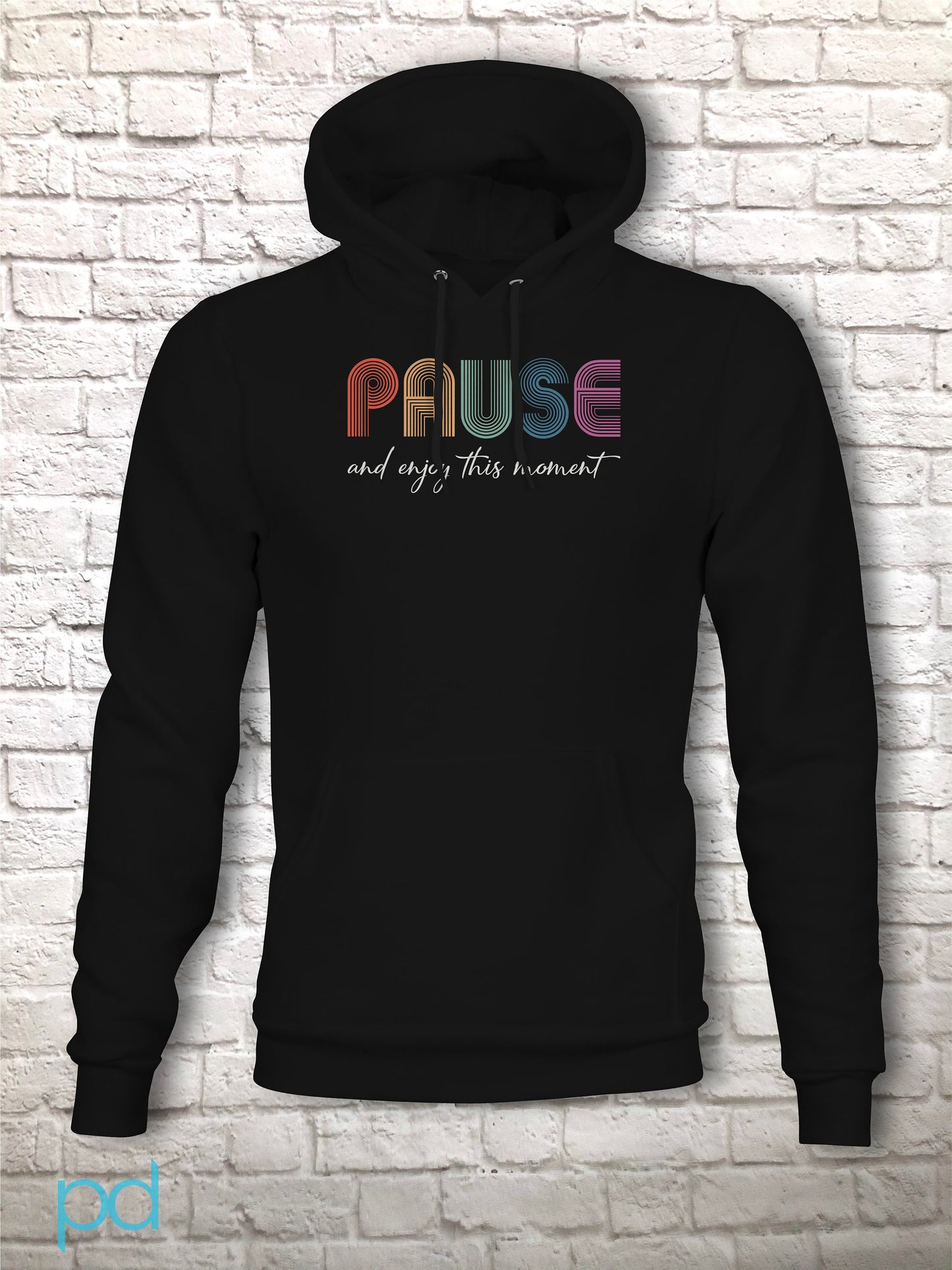 PAUSE Hoodie, Calm Reflection Birthday Gift Hooded Sweatshirt in Retro Vintage 70s style, Chill Relax Hoody Sweat Shirt Top For Men or Women